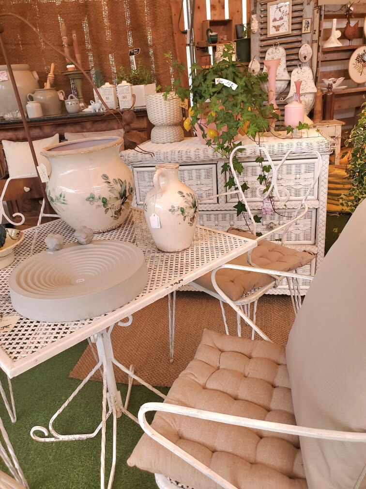Mobilier de jardin vintage
